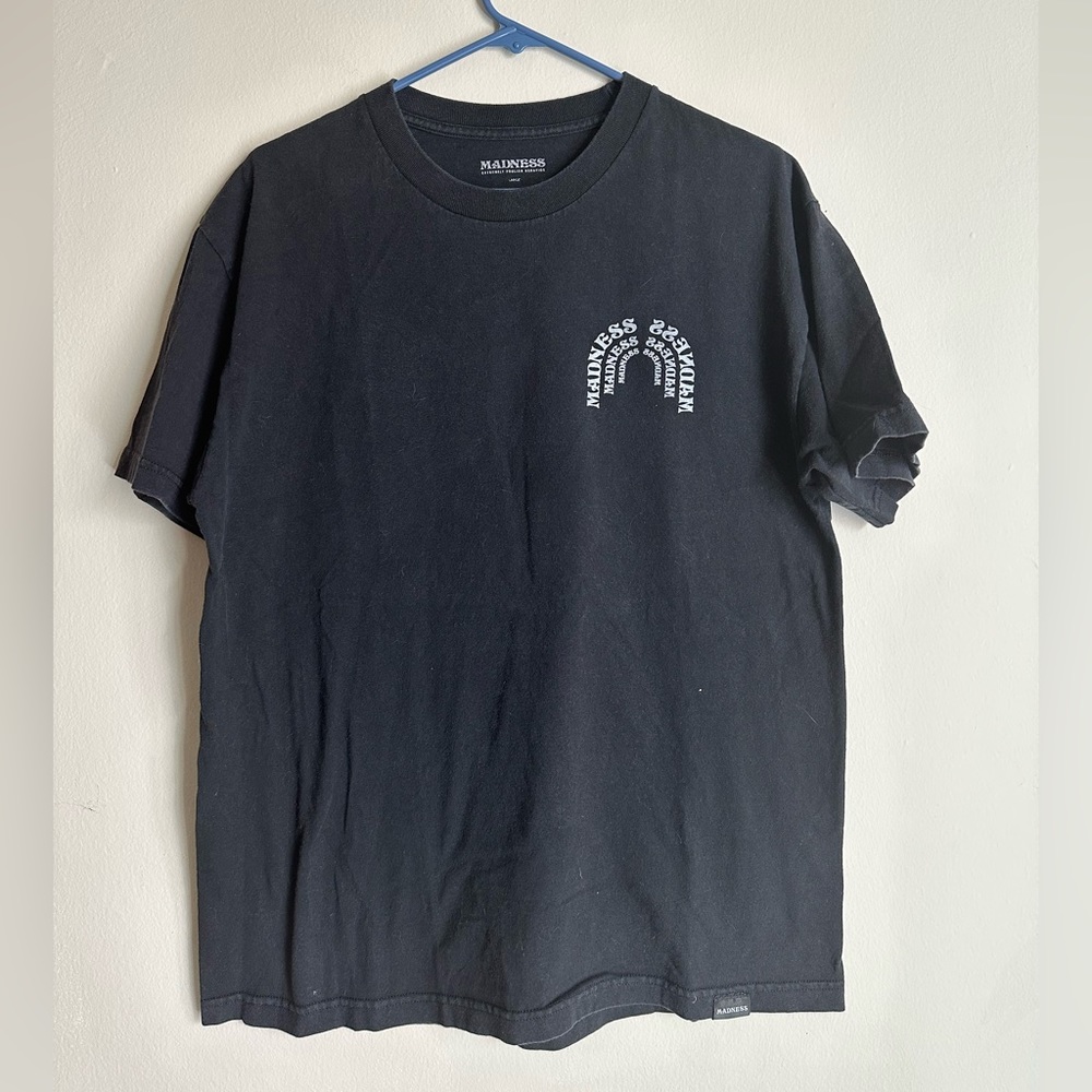 Madness Skateboards Black T-shirt: Size Men’s Large